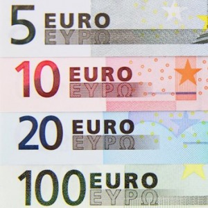 imagine: Acorduri de finantare în valoare totala de 145 de milioane de euro între CEC si BEI
