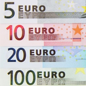 Acorduri de finantare în valoare totala de 145 de milioane de euro între CEC si BEI imagine: Acorduri de finantare în valoare totala de 145 de milioane de euro între CEC si BEI
